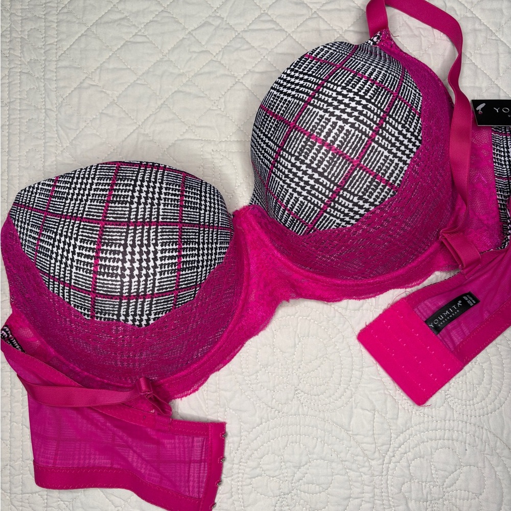 Youmita Vibrant Pink and Black Checkered Bra
